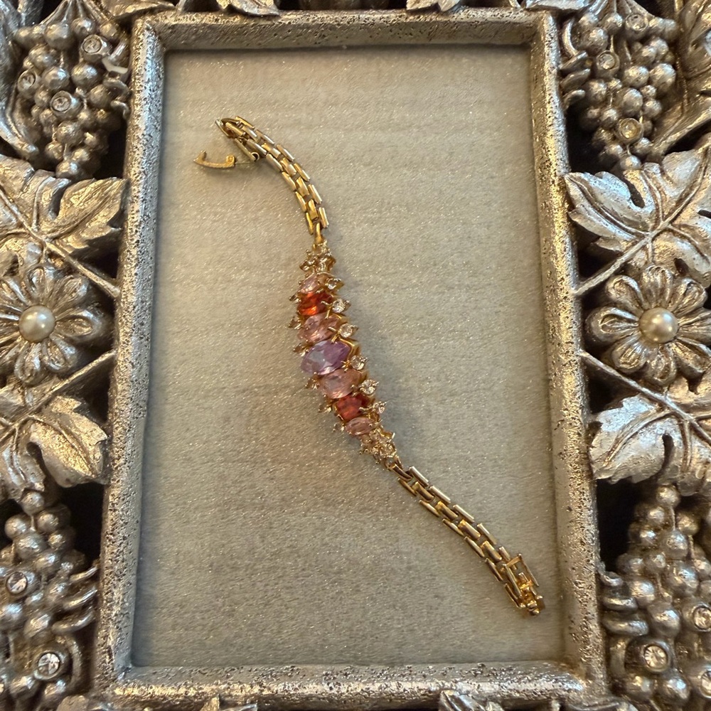 Vintage Gold Tone Bracelet w/Red & Purple Faux Gemstones